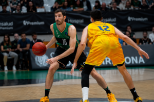 Guillem Vives en un partido con el Joventut de Badalona