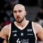 Bastien Vautier: el gigante francés que ilusiona a Miribilla